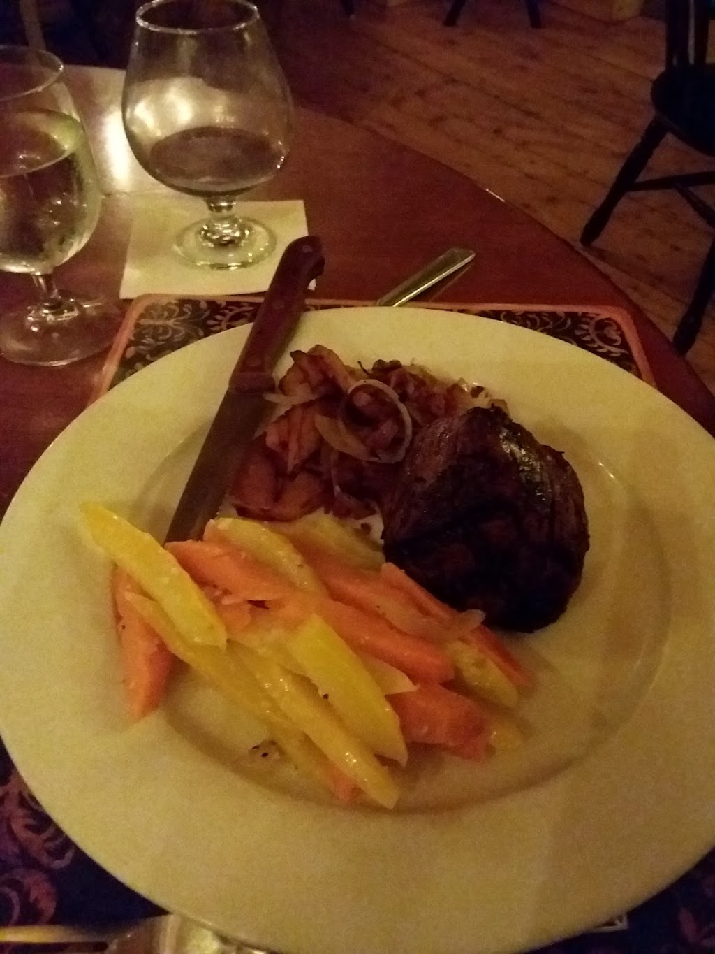 Murphys Steakhouse | 3329 US-3, Pittsburg, NH 03592, USA | Phone: (603) 538-9995