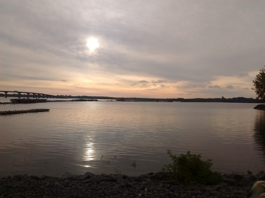 Gaines Marina | 141 Lake St, Rouses Point, NY 12979, USA | Phone: (518) 297-7000