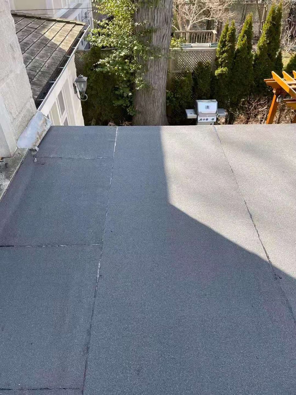 Yi Jia Pro Roofing | 1840 Pilgrims Way, Oakville, ON L6M 1W9, Canada | Phone: (437) 989-8689
