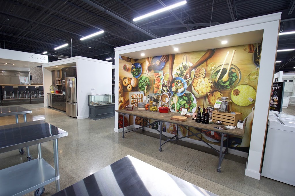 Salt & Pepper Kitchens and Appliances | 1125 Colborne St E, Brantford, ON N3T 5M1, Canada | Phone: (519) 753-2247