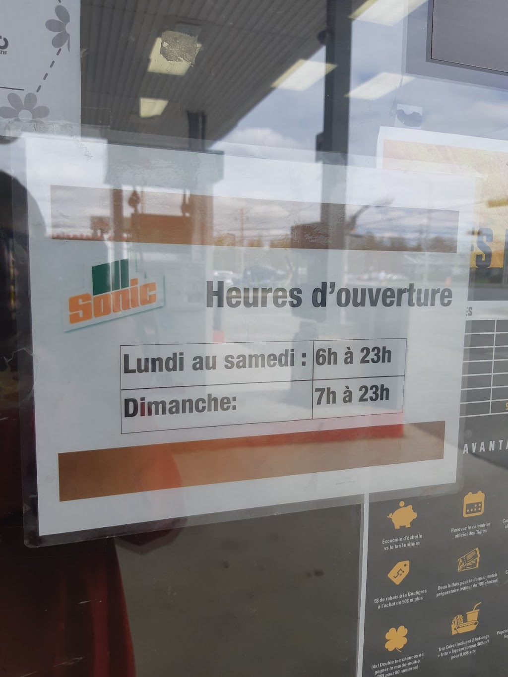 Boni-Soir - Vivaco groupe coopératif | 14 Boulevard Arthabaska Est, Victoriaville, QC G6P 6R9, Canada | Phone: (819) 751-2552