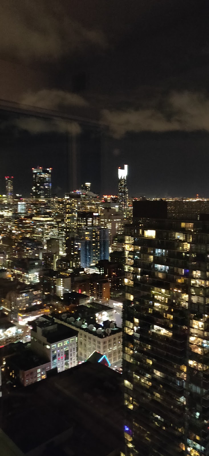 87 Peter Street Condos (Menkes Developments) | 87 Peter St, Toronto, ON M5V 0P1, Canada | Phone: (416) 591-7700