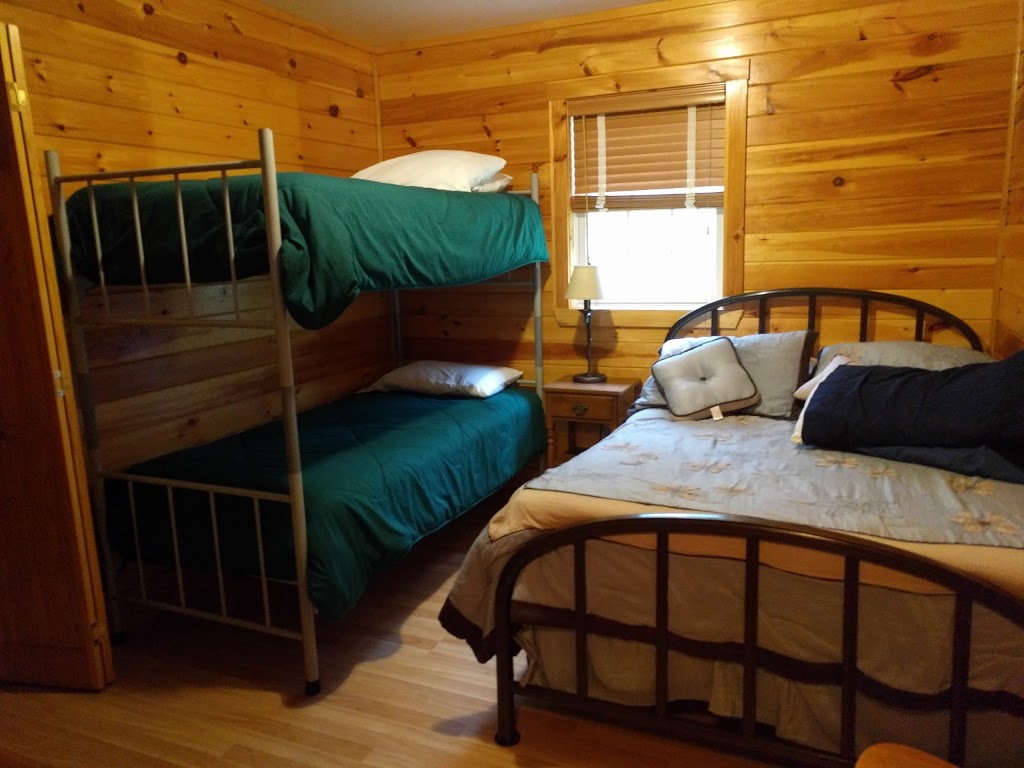 Jacksons Lodge | 213 Jackson Lodge Rd, Canaan, VT 05903, USA | Phone: (802) 266-3360