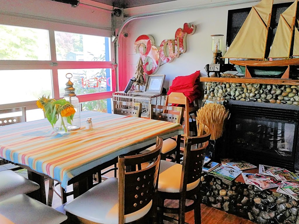Saltwater Café | 1345 Gulf Rd, Point Roberts, WA 98281, USA | Phone: (360) 945-7258