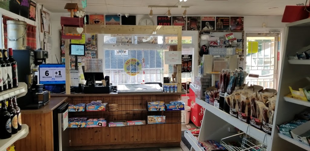 Magasin General Lost River | 2822 Rte 327, Harrington, QC J8G 2T1, Canada | Phone: (819) 687-2477