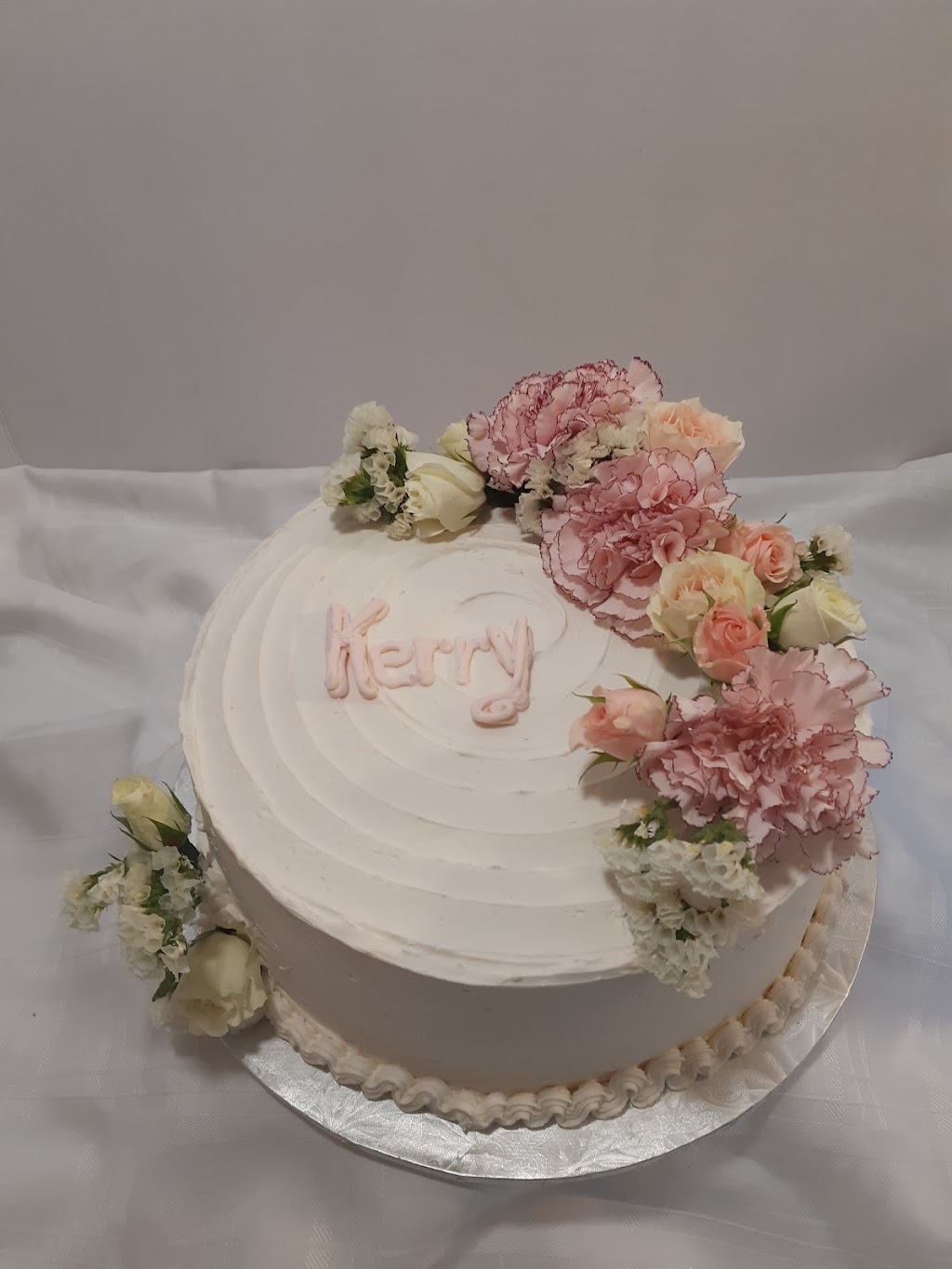 MarJennys Cakes | 1735 7th Ave W, Owen Sound, ON N4K 5L4, Canada | Phone: (519) 470-2253