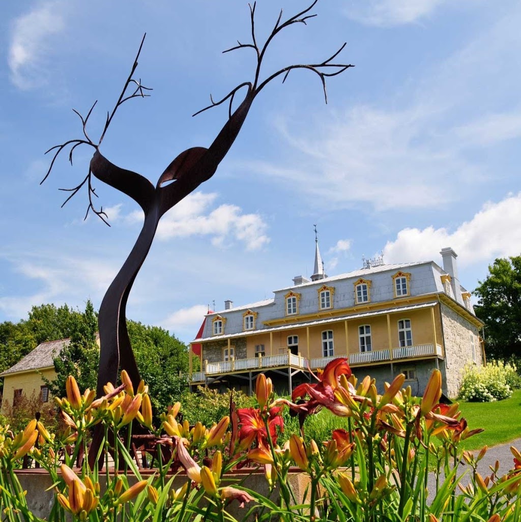 THE HOUSE OF OUR ANCESTORS | 2485 Chemin Royal, Sainte-Famille, QC G0A 3P0, Canada | Phone: (418) 829-0330