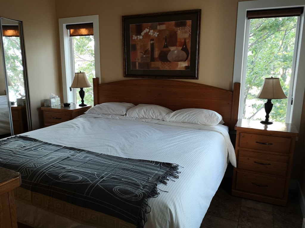 Sandy Beach Suites | 6706 Ponderosa Dr, Osoyoos, BC V0H 1V3, Canada | Phone: (250) 495-6931
