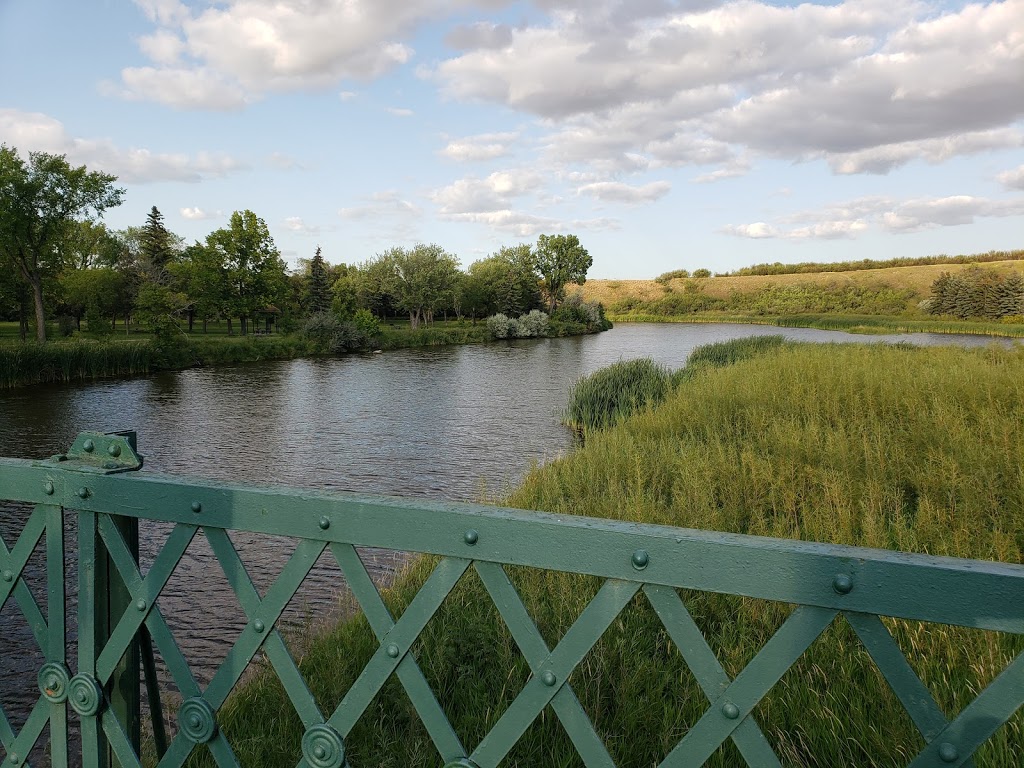 River Park Camp Grounds | 300 River Dr, Moose Jaw, SK S6H 7M2, Canada | Phone: (306) 692-2285