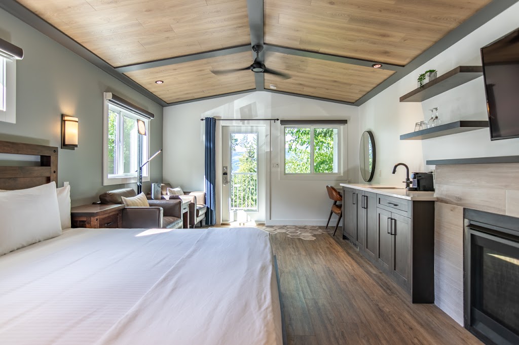 Halcyon Hot Springs Resort | 5655 BC-23, Nakusp, BC V0G 1R0, Canada | Phone: (250) 265-3554