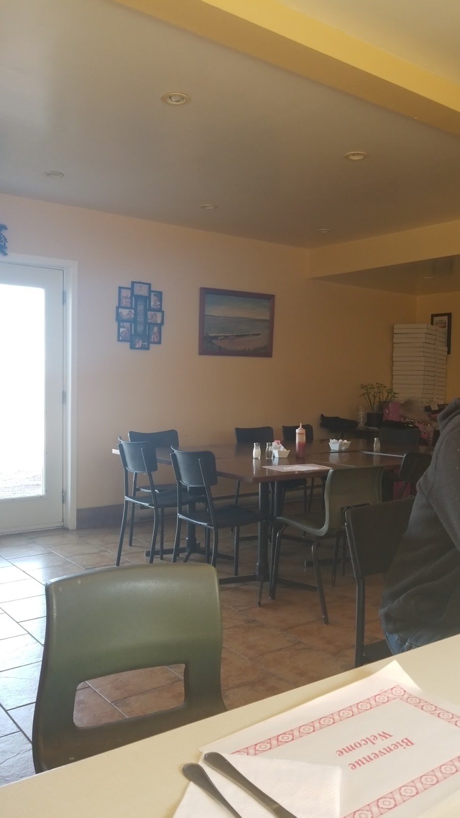 Bayview Restaurant (Margies) | 13 Main St, Joggins, NS B0L 1A0, Canada | Phone: (902) 251-2224