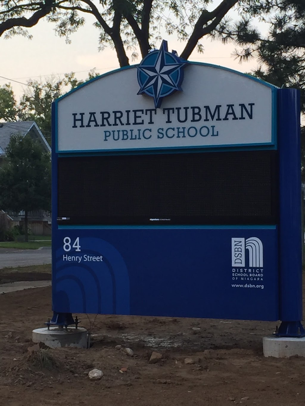 Harriet Tubman Public School | 84 Henry Street, St. Catharines, ON L2R 5V4, Canada | Phone: (905) 685-5489