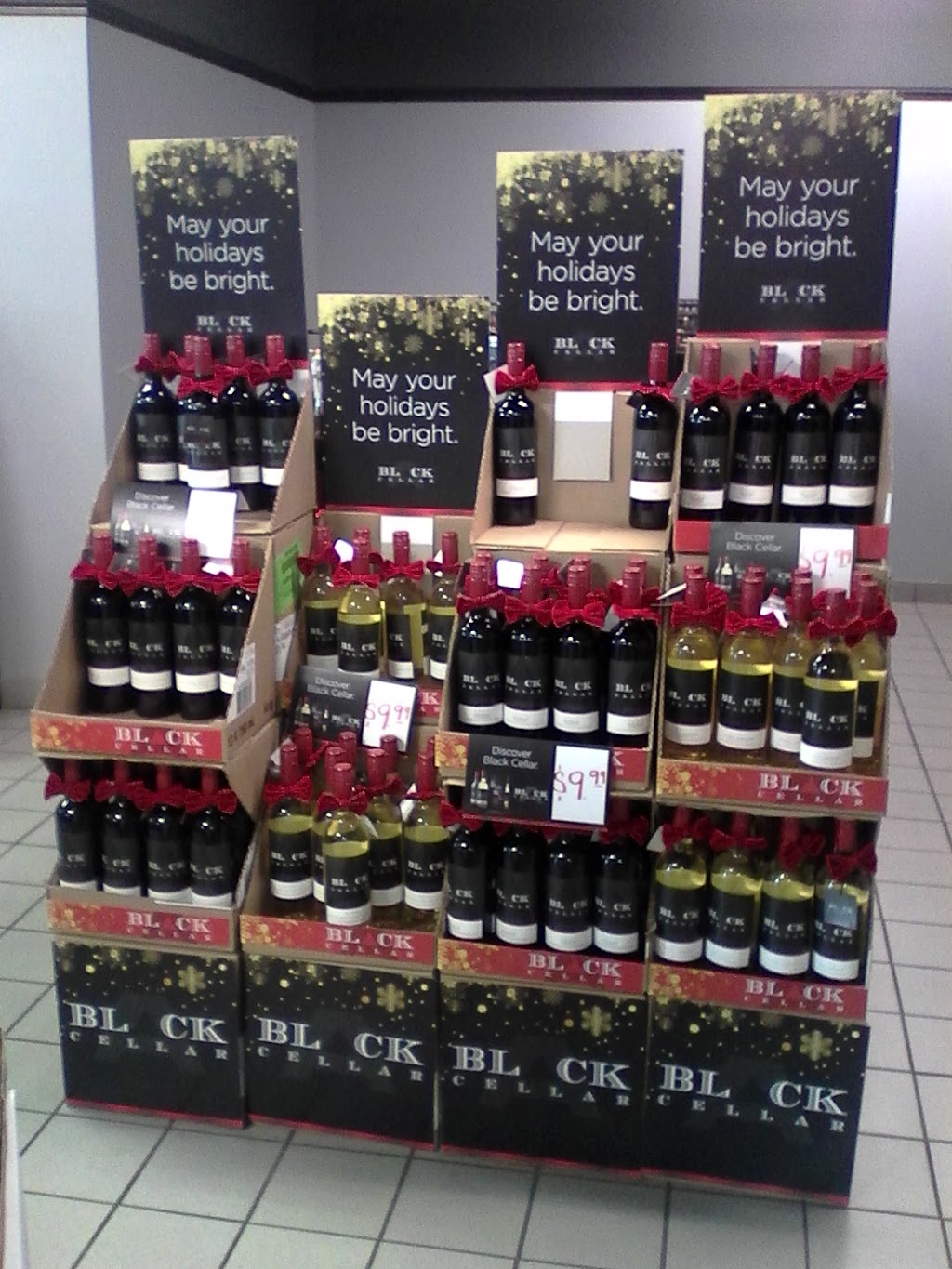 Shark Club Liquor Store | 489 Mayor Magrath Dr S, Lethbridge, AB T1J 3L8, Canada | Phone: (403) 380-2033