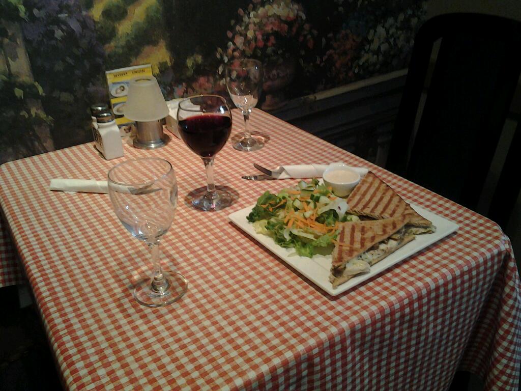 LIsola Bella Bistro | 3250 Berry Rd, Lake Country, BC V4V 1Y6, Canada | Phone: (250) 766-7625