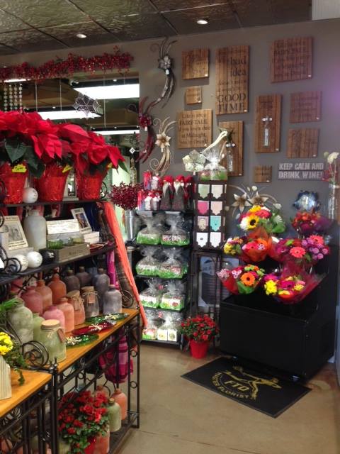 Deer Valley Florist | 1221 Canyon Meadows Dr SE #230, Calgary, AB T2J 6G2, Canada | Phone: (403) 278-0214