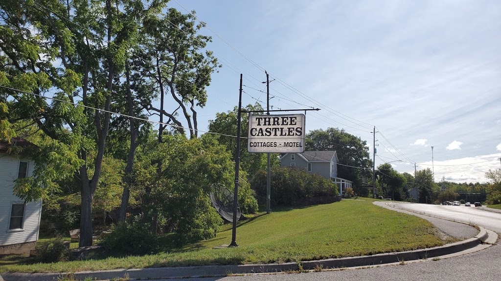 Three Castles | 3355 Buckhorn Rd, Buckhorn, ON K0L 1J0, Canada | Phone: (705) 657-8733