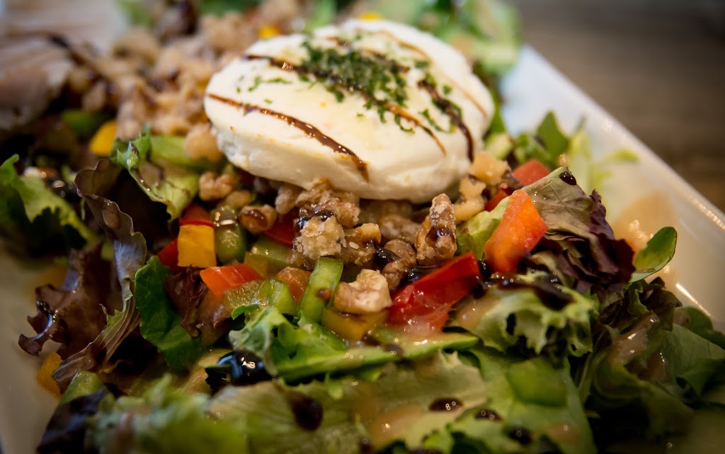 The Boathouse Eatery | 177 King St, Midland, ON L4R 3L9, Canada | Phone: (705) 527-7480