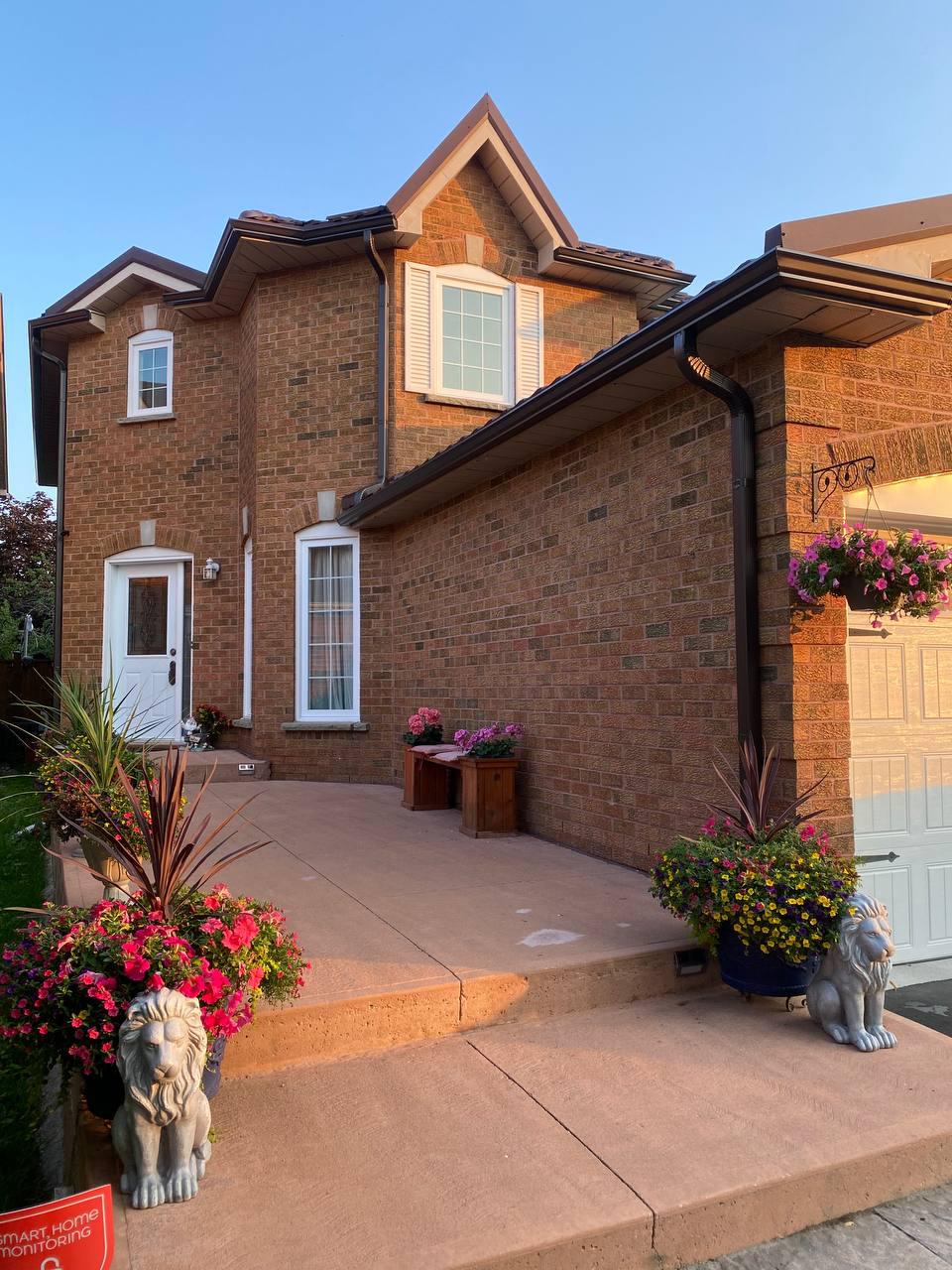 Standard Gutters | 72 Northwood Dr, North York, ON M2M 2K1, Canada | Phone: (416) 670-2528