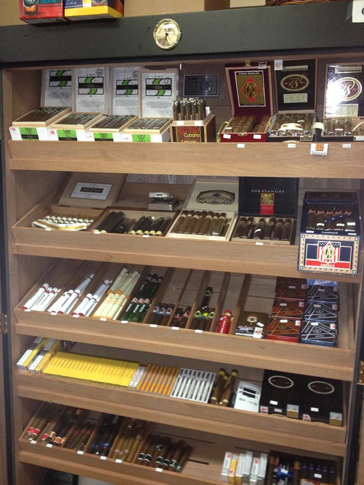 Depanneur Bonne-Heure | 723 Chemin Riverside, Wakefield, QC J0X 3G0, Canada | Phone: (819) 459-3434