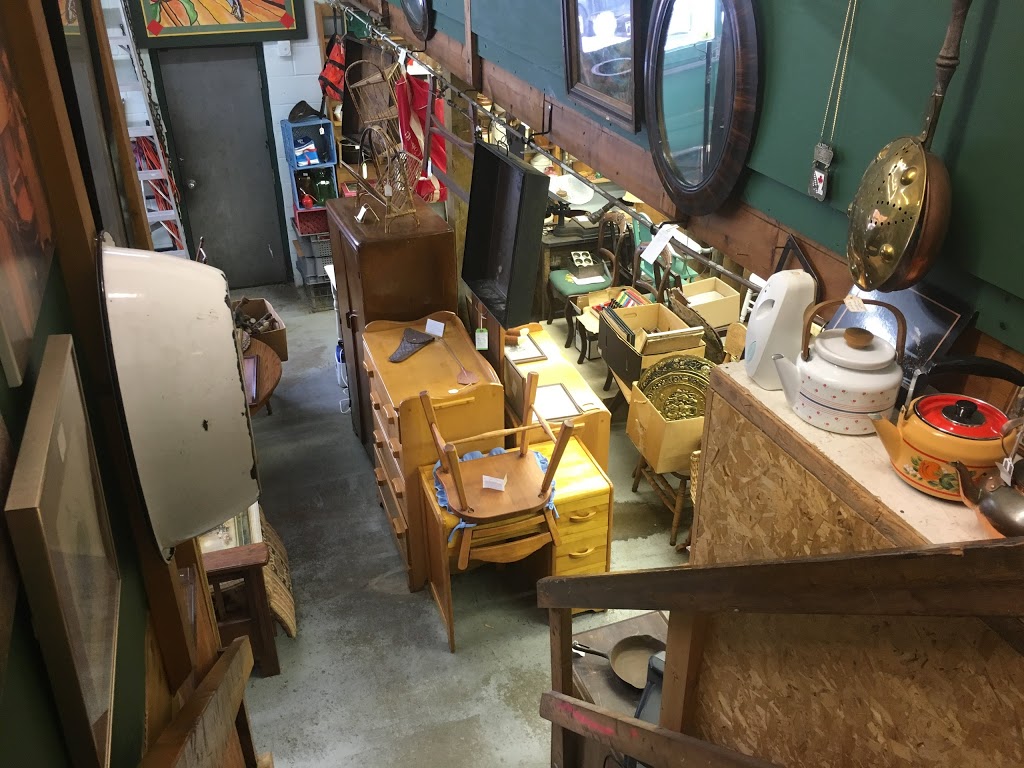Antiques & Collectables | 1843 Sawmill Rd, Conestogo, ON N0B 1N0, Canada | Phone: (519) 664-3088