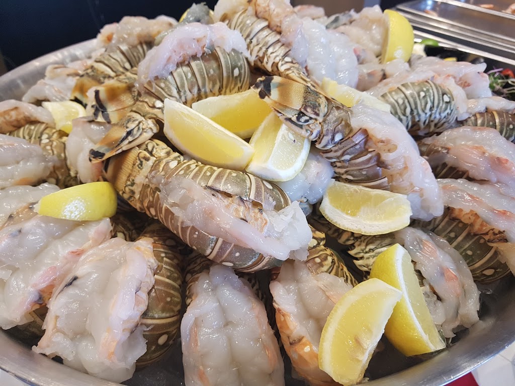 Eats Restaurant | 3201 48 Ave, Camrose, AB T4V 0K9, Canada | Phone: (780) 679-2376