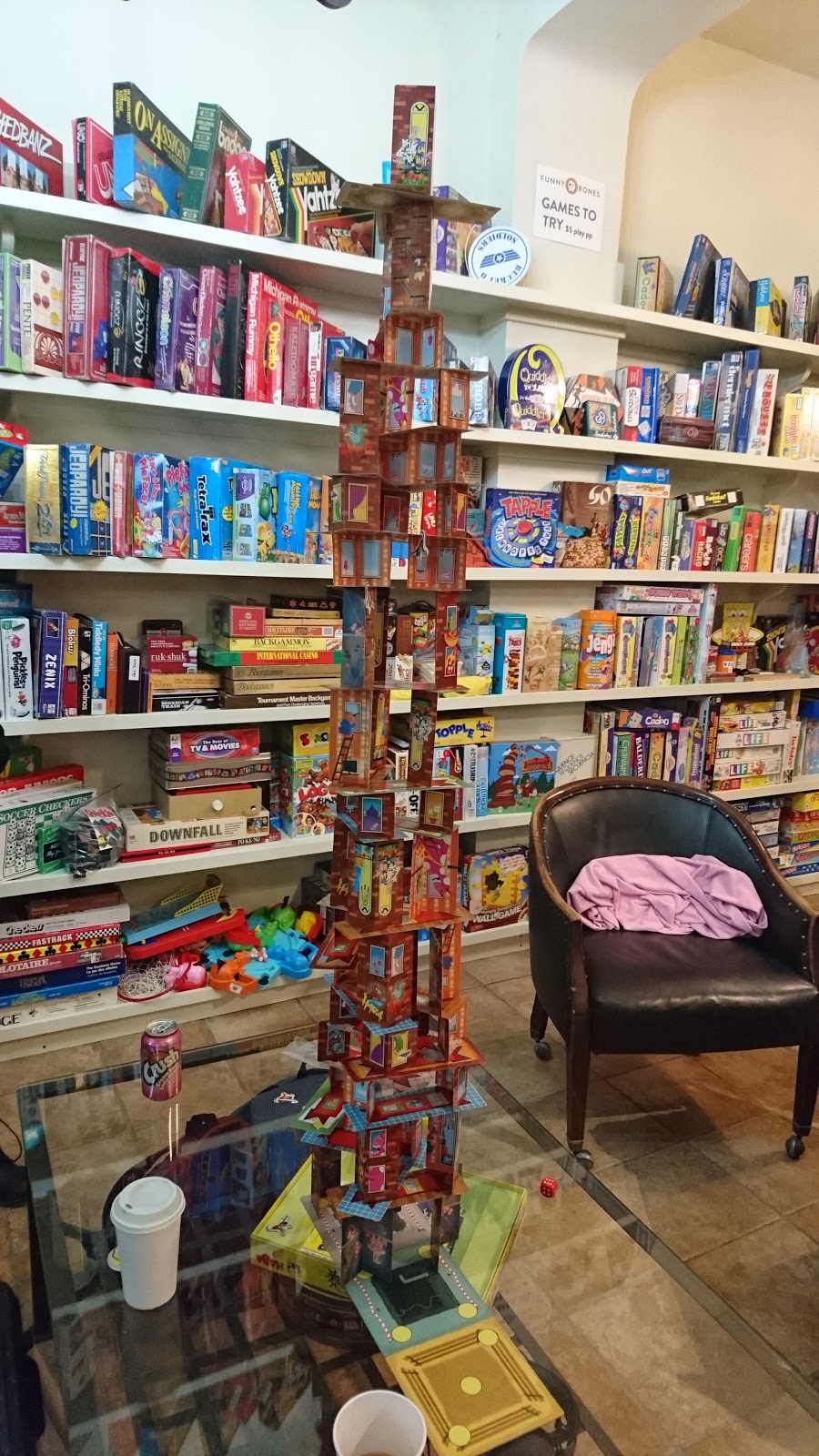 Funny Bones Game Lounge + Café | 3029 Lake Shore Blvd W, Etobicoke, ON M8V 1K5, Canada | Phone: (416) 252-4263