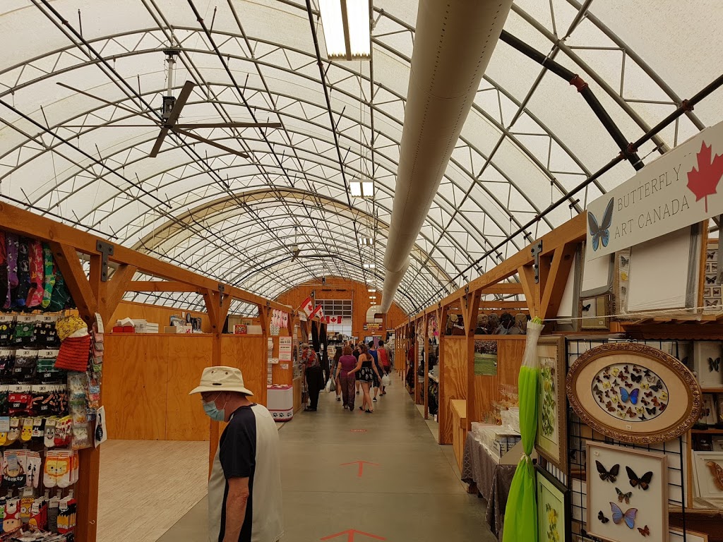 St. Jacobs Farmers Market & Flea Market | 878 Weber St N, Woolwich, ON N2J 4A9, Canada | Phone: (519) 747-1830