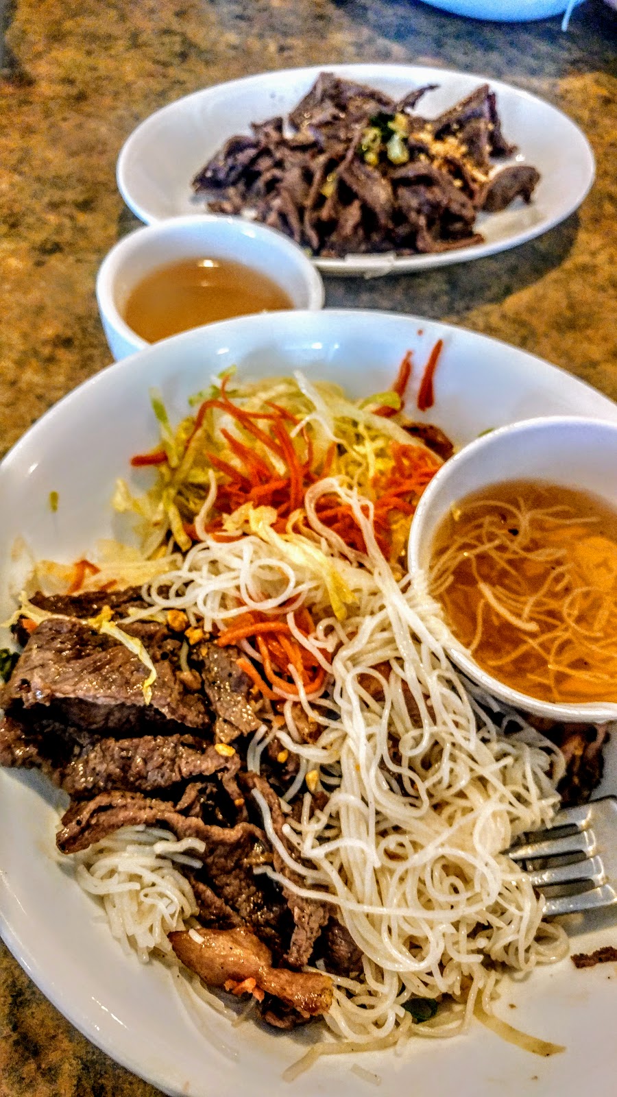 Pho Binh | 15055 Stony Plain Rd, Edmonton, AB T5P 4W1, Canada | Phone: (780) 444-7841