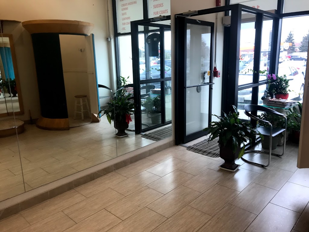 Super Stitch | 2900 Gibford Dr #109, Ottawa, ON K1V 1C3, Canada | Phone: (613) 731-9977