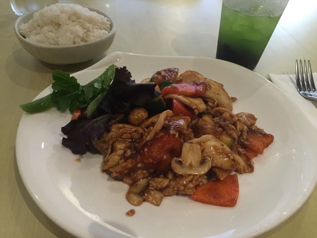 Mr. Thai | 1521 Yonge St #6, Toronto, ON M4T 1Z2, Canada | Phone: (647) 351-8424