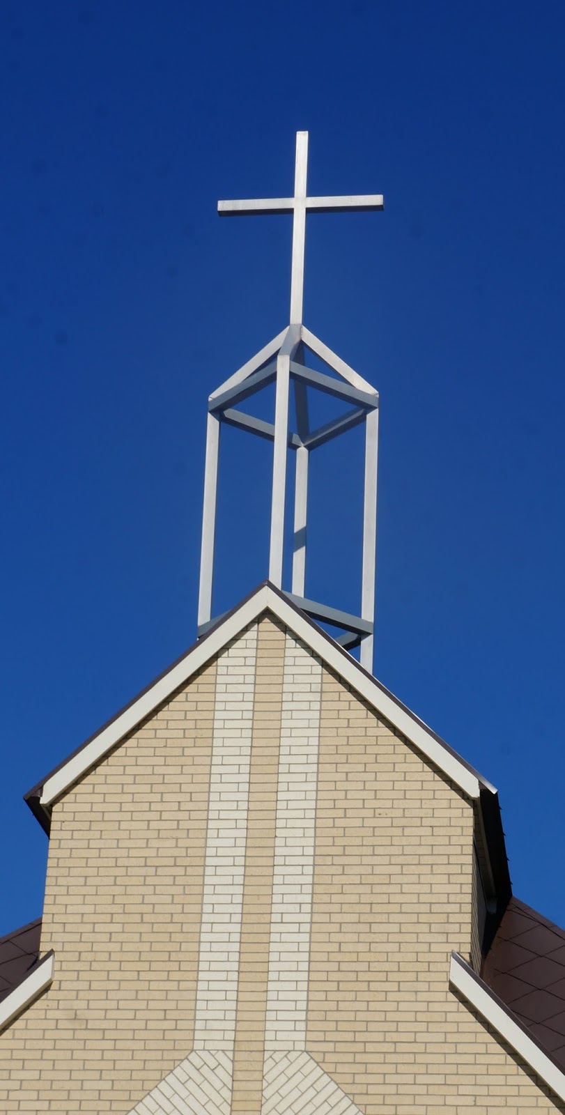 Sacred Heart Catholic Church | 220 Carling Terrace, Wingham, ON N0G 2W0, Canada | Phone: (519) 291-4400