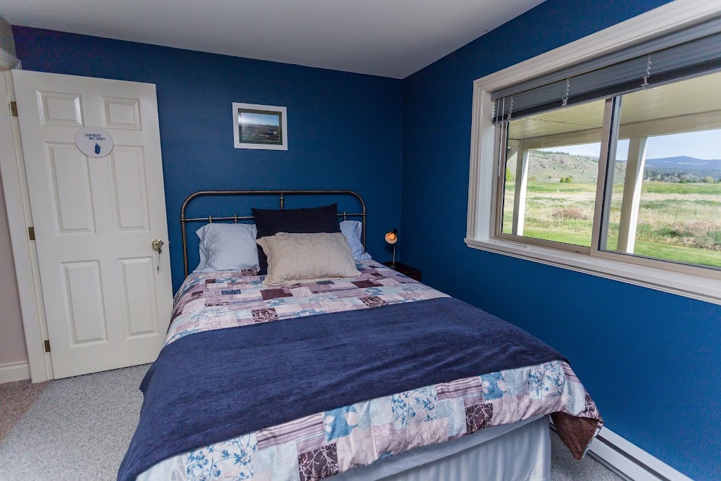 Overlander B&B | 3775 Overlander Dr, Kamloops, BC V2B 8M8, Canada | Phone: (250) 579-5762