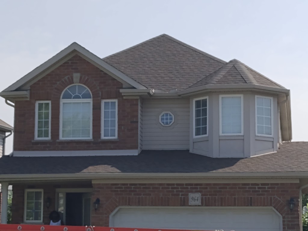 Silver Roofing | 1159 Kaladar Dr, London, ON N5V 2R6, Canada | Phone: (519) 697-0473