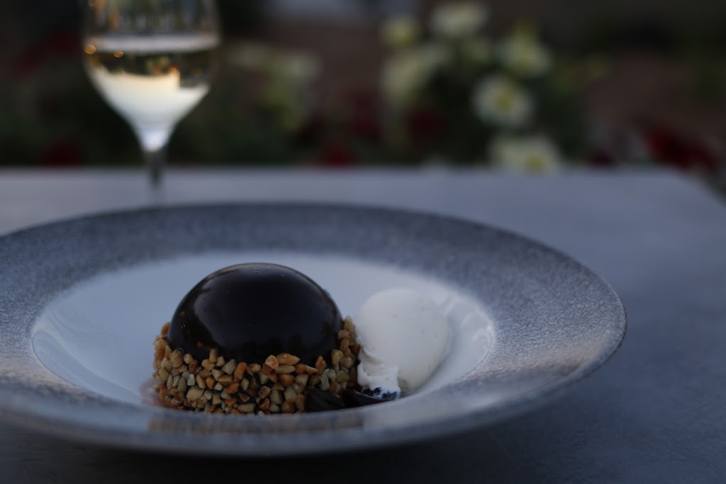 Restaurant Förena | 250 Rang des Vingt Cinq E, Saint-Bruno-de-Montarville, QC J3V 0G6, Canada | Phone: (844) 985-2500