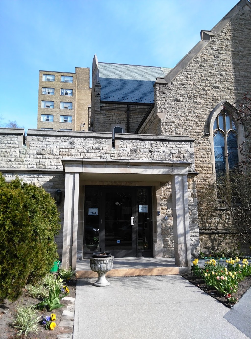 Christ Church Deer Park (Anglican) | 1570 Yonge St, Toronto, ON M4T 1Z8, Canada | Phone: (416) 920-5211