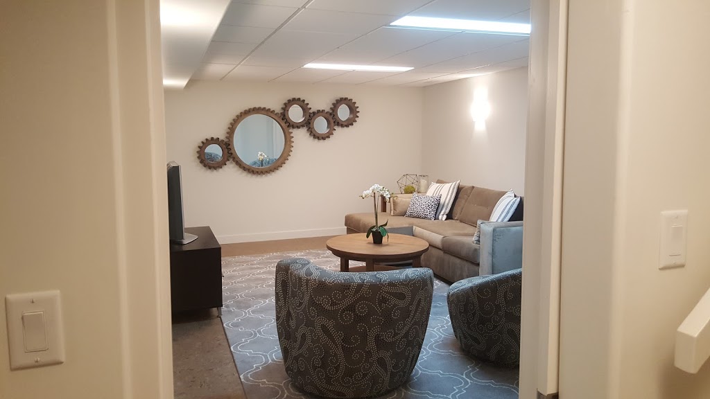 Parsa Painting | 5320 lakeveiw drive SW #204c, Calgary, AB T3E 6L5, Canada | Phone: (587) 215-2263