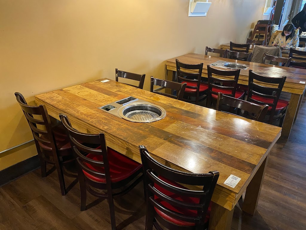 Seoul Korean BBQ | 4336 Macleod Trail SW, Calgary, AB T2G 0A4, Canada | Phone: (403) 243-7970