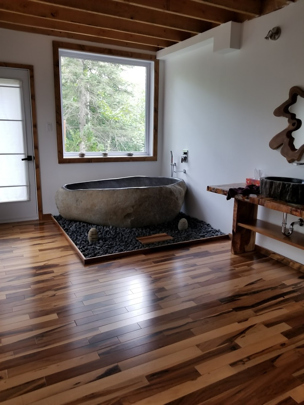 VILLA GILI | Saint-Côme, QC J0K, Canada | Phone: (514) 629-3433