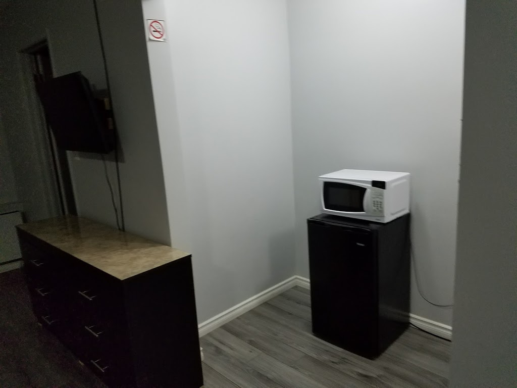 CJS Inn | 5334 Kitchener St, Niagara Falls, ON L2G 1B5, Canada | Phone: (289) 296-3953