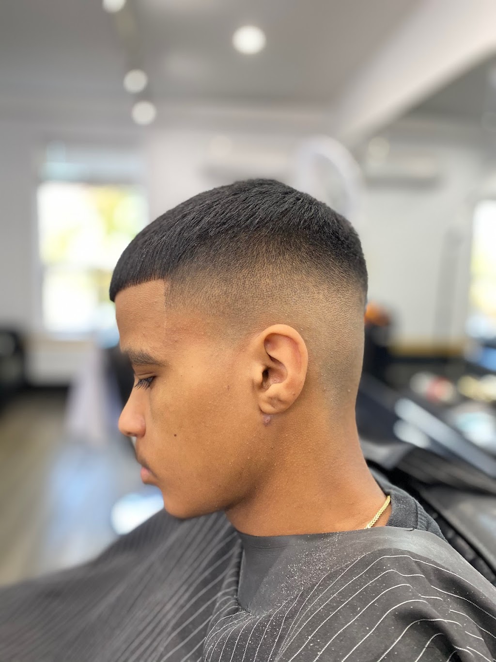Barber Raf D | 4979 Bathurst St, North York, ON M2R 1Y4, Canada | Phone: (647) 804-1352