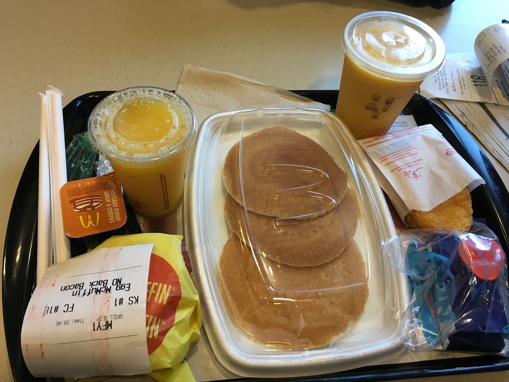 McDonalds | 1500 Upper Middle Rd W, Oakville, ON L6M 3G3, Canada | Phone: (905) 847-6236