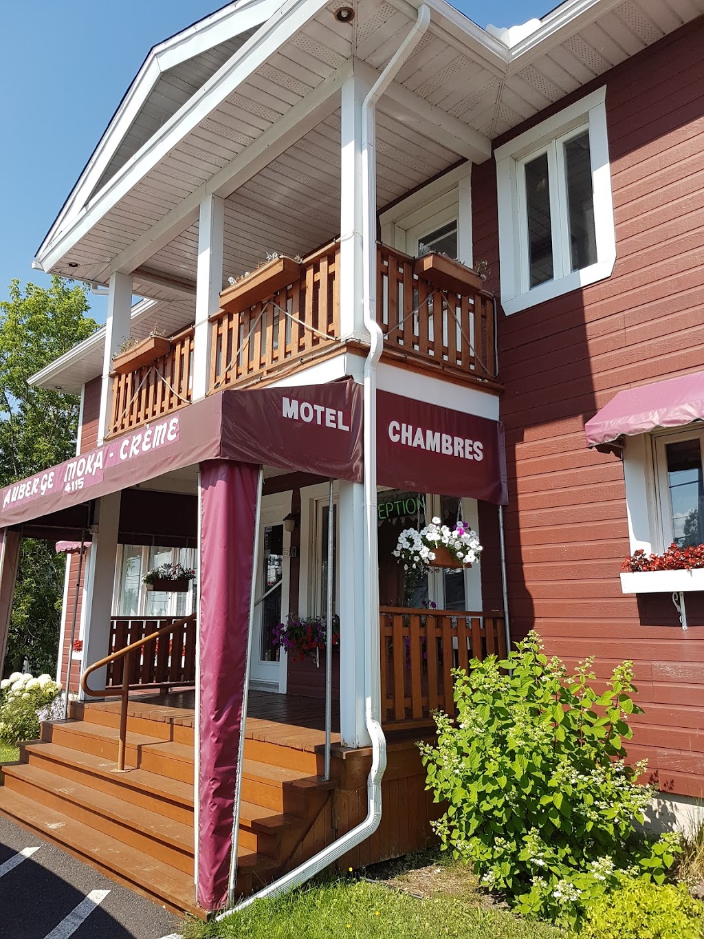 Auberge Moka Creme - 4115 Boulevard Guillaume-Couture, Lévis, QC G6W