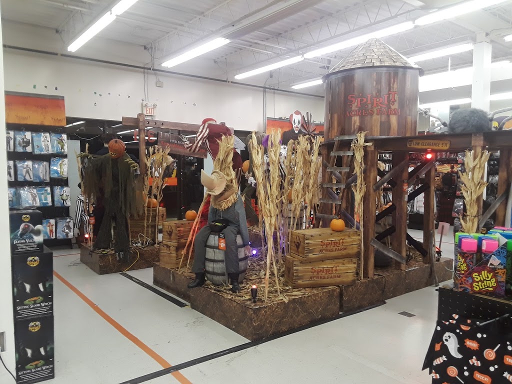 Spirit Halloween | 321 King George Rd, Brantford, ON N3R 5L9, Canada | Phone: (866) 586-0155