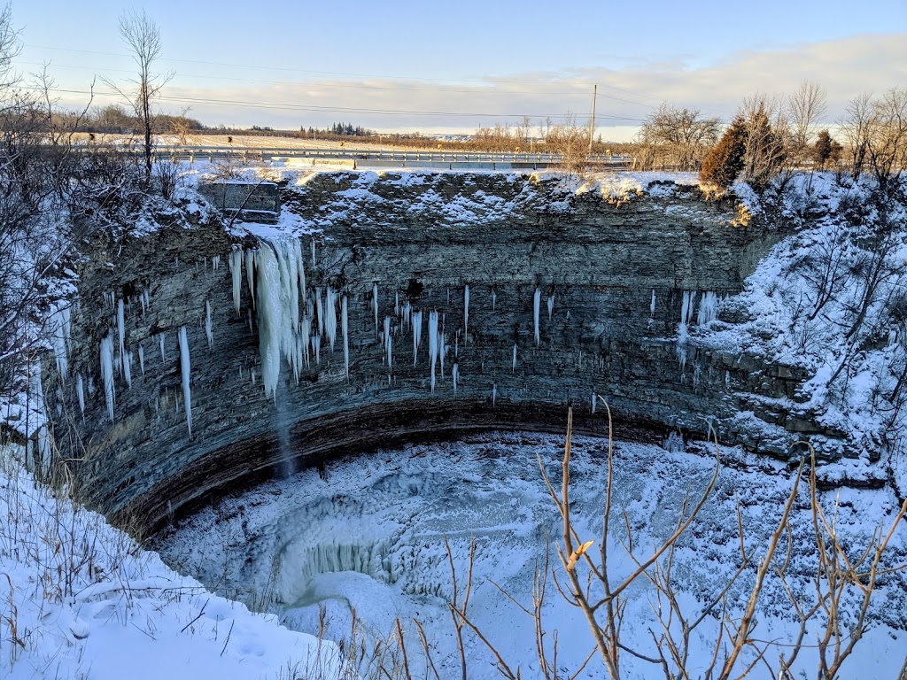 Devils Punchbowl Conservation Area | Ridge Rd, Stoney Creek, ON L8J 2X4, Canada | Phone: (905) 627-1233