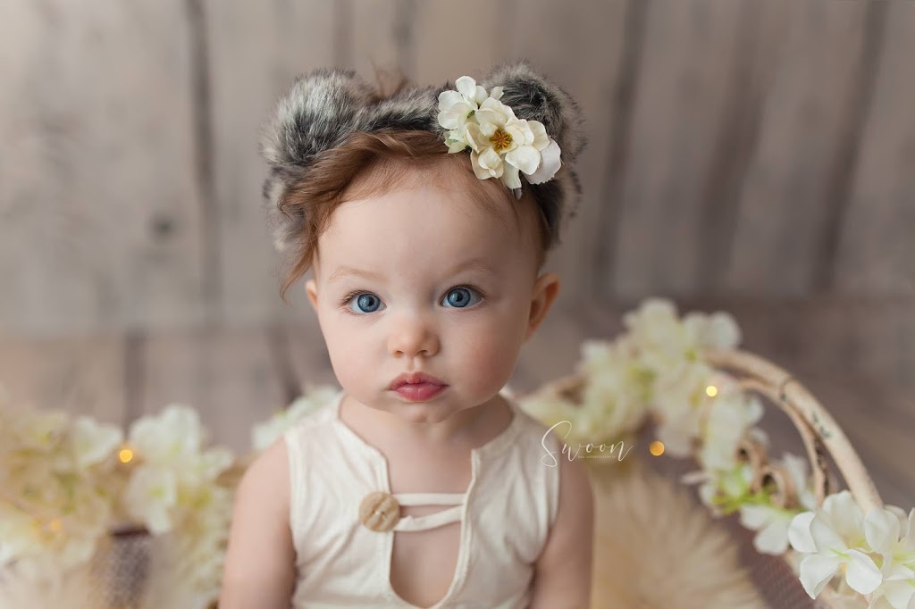 Swoon Photography | 668 Upper Ottawa St, Hamilton, ON L8T 3T5, Canada | Phone: (905) 517-7667