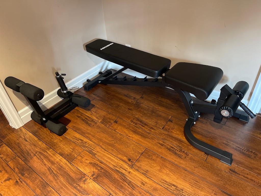 Montreal Weights | 8495 Chem. Dalton, Montréal, QC H4T 1V5, Canada | Phone: (844) 685-9487