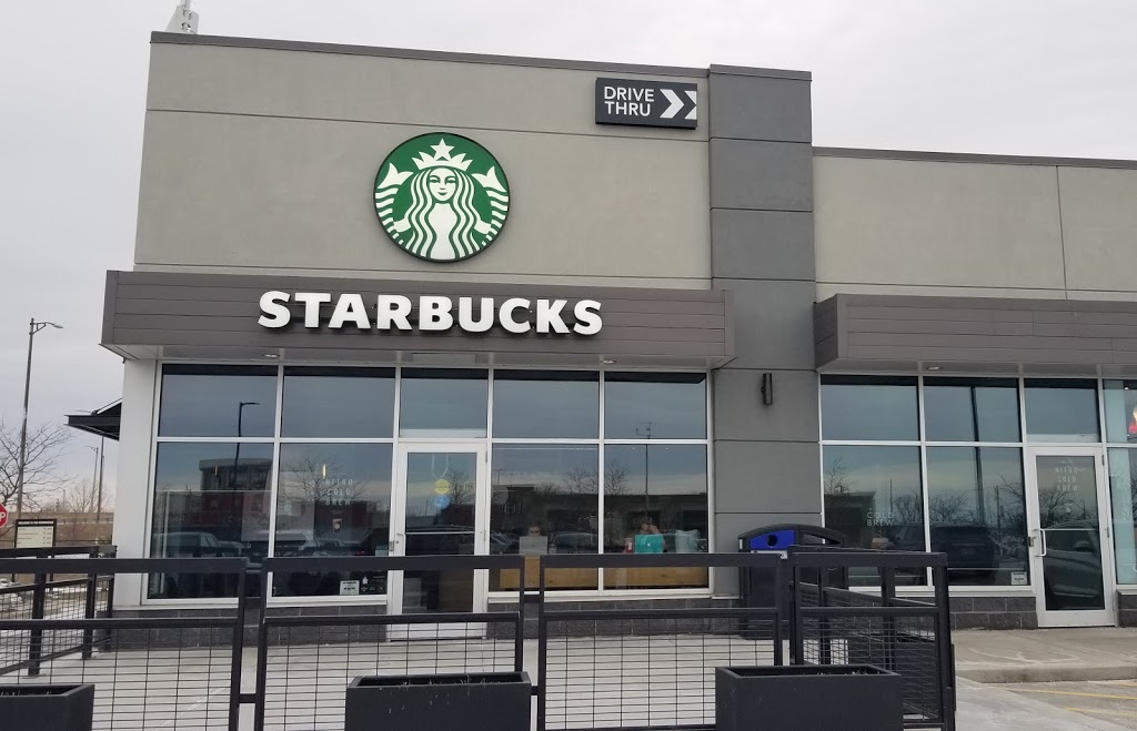 Starbucks | 3065 Howard Ave J5, Windsor, ON N8X 3Y9, Canada | Phone: (226) 280-1118