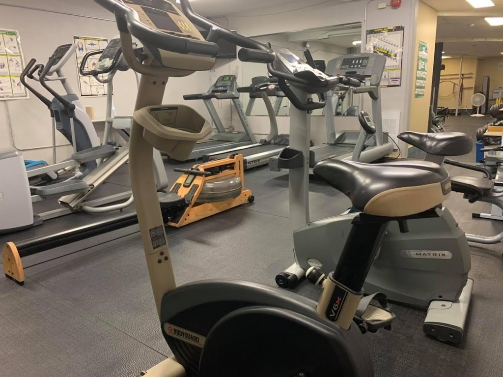 Renfrew Recreation Centre | 67 Argyle St S, Renfrew, ON K7V 1T2, Canada | Phone: (613) 432-3131