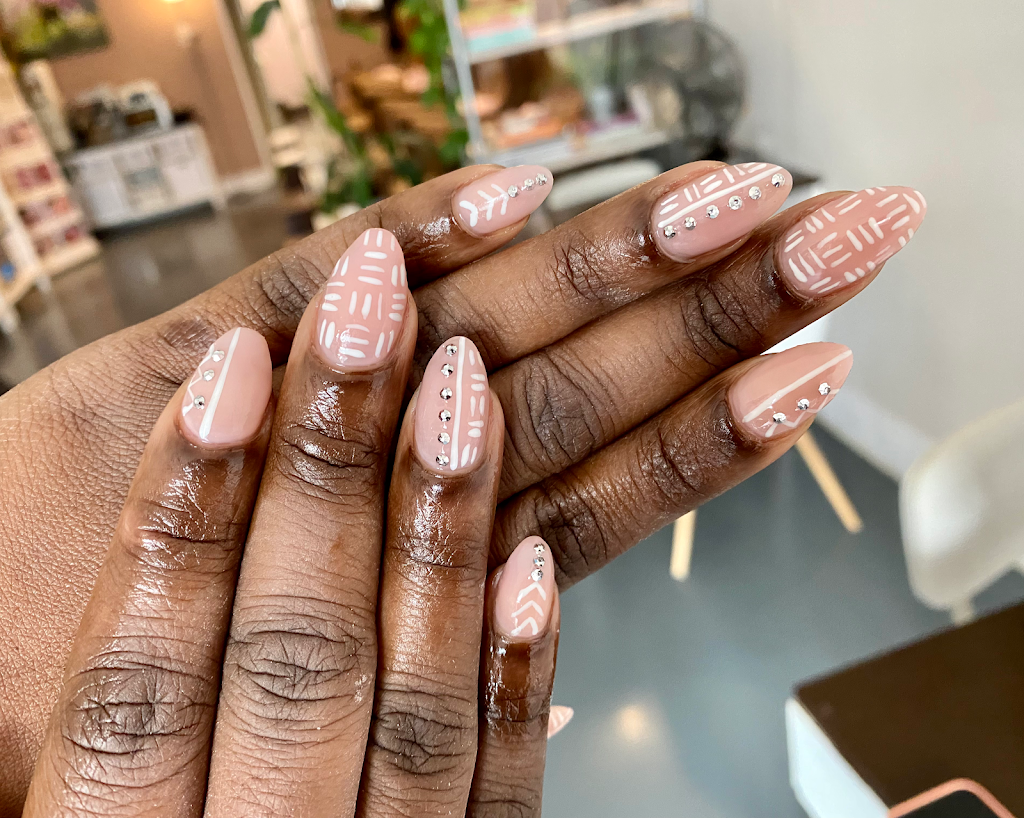 Ongles & Beauté Holly | 3325 Rue Allard, Montréal, QC H4E 2N3, Canada | Phone: (438) 820-6889
