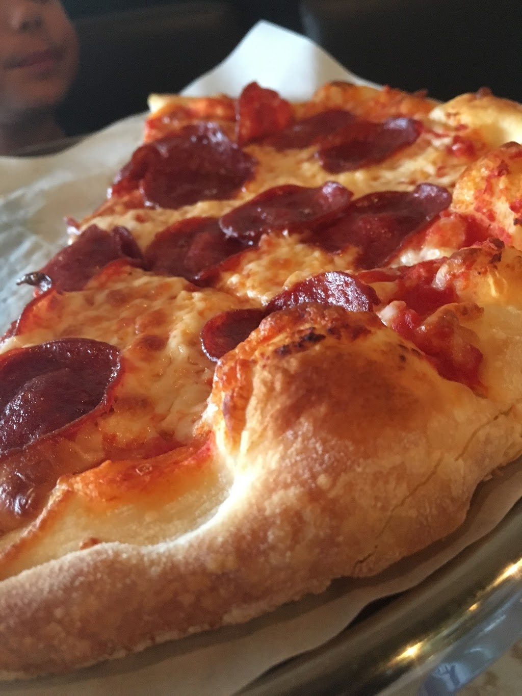 Pizza Cugini | 275 Av Elm, Beaconsfield, QC H9W 2C8, Canada | Phone: (514) 693-3662
